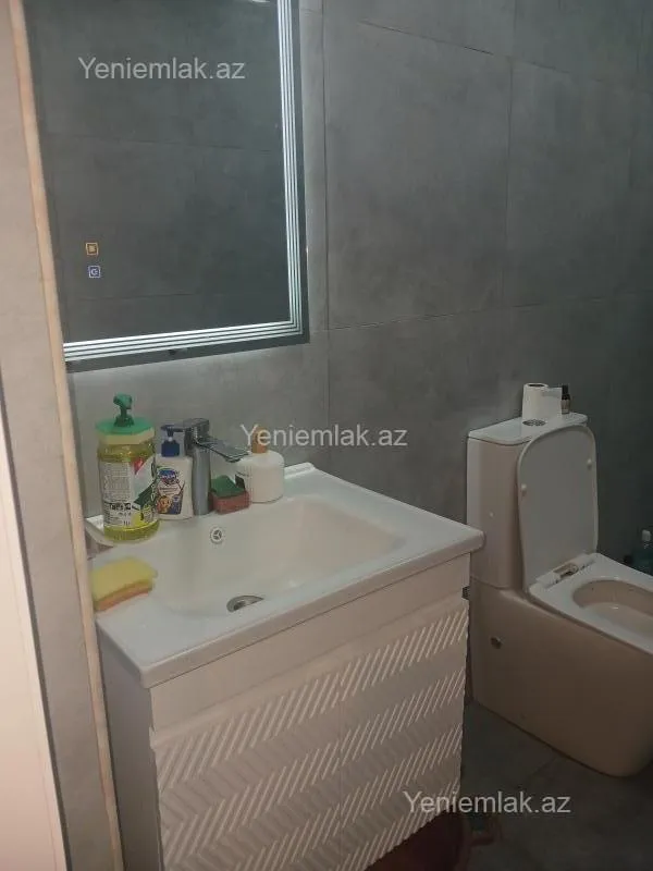 Satılır 2 otaqlı yeni tikili 85 m²