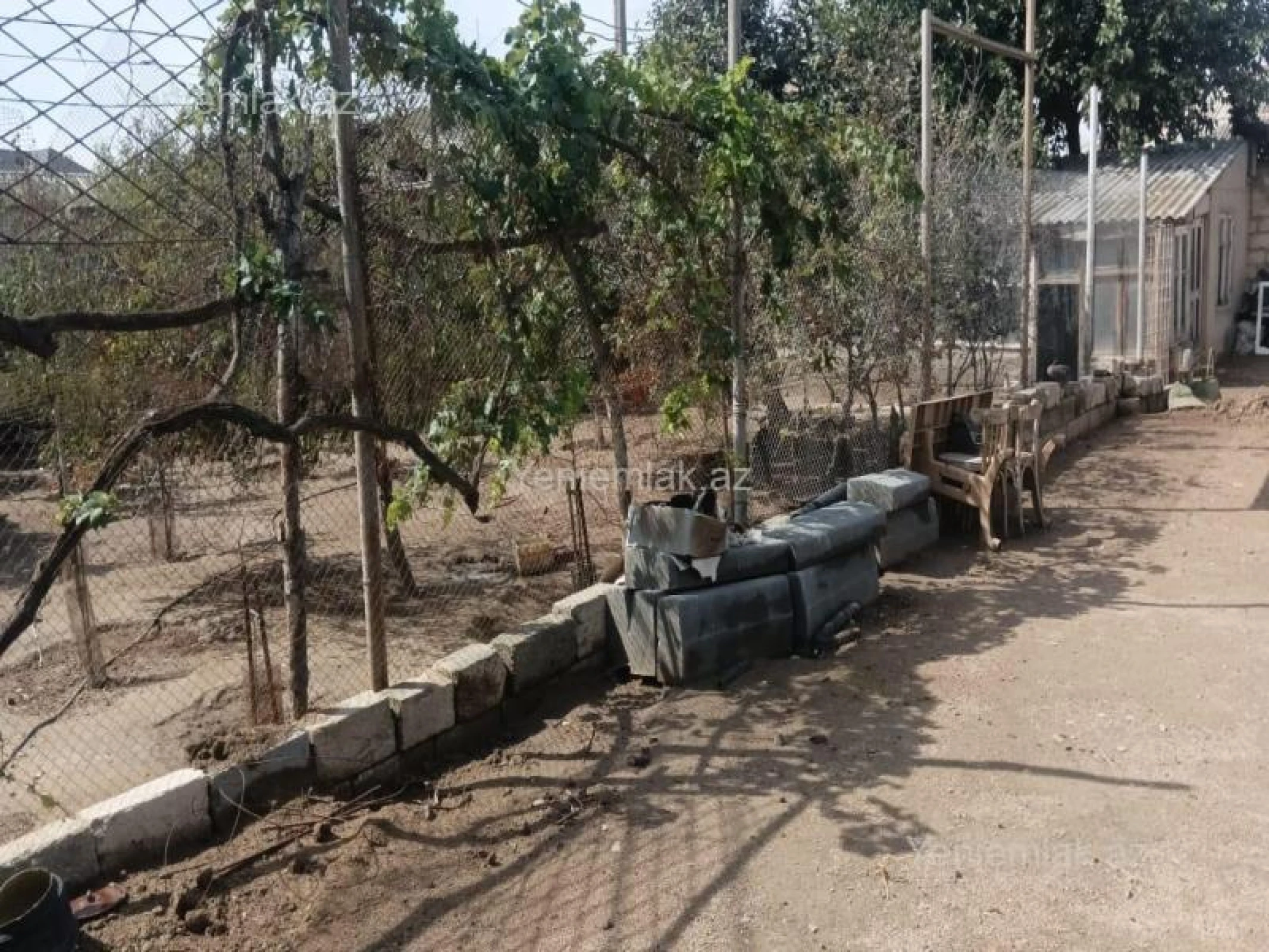 Satılır 4 otaqlı həyət evi 100 m²