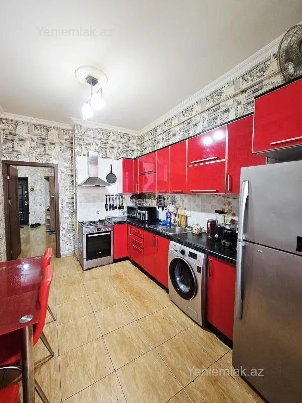 Satılır 3 otaqlı yeni tikili 92 m²