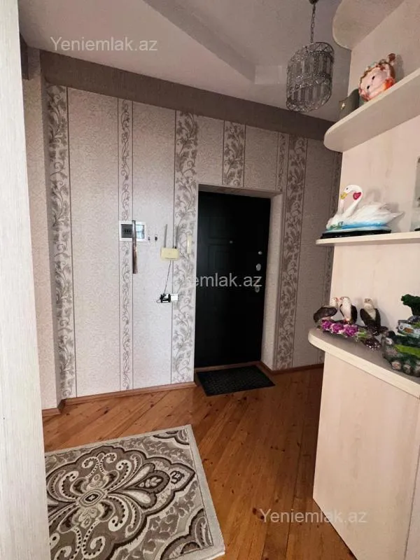 Satılır 3 otaqlı yeni tikili 115 m²