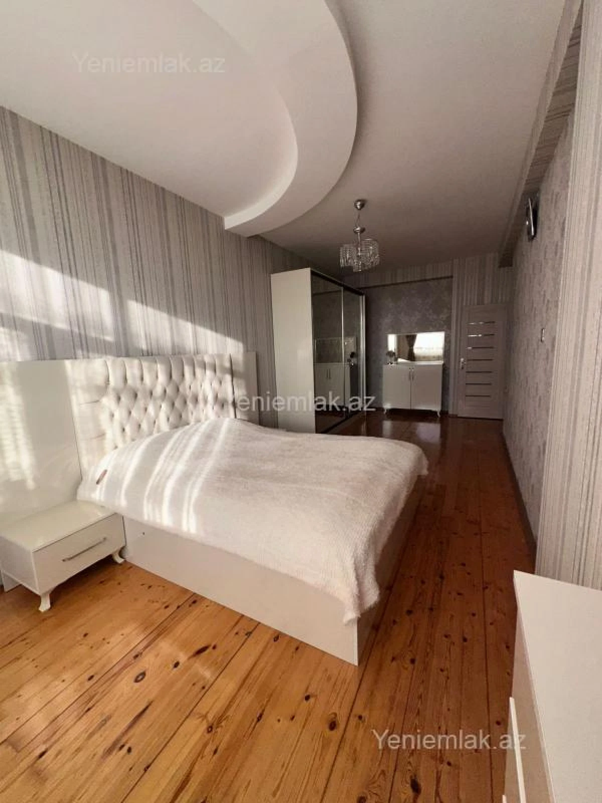 Satılır 3 otaqlı yeni tikili 115 m²