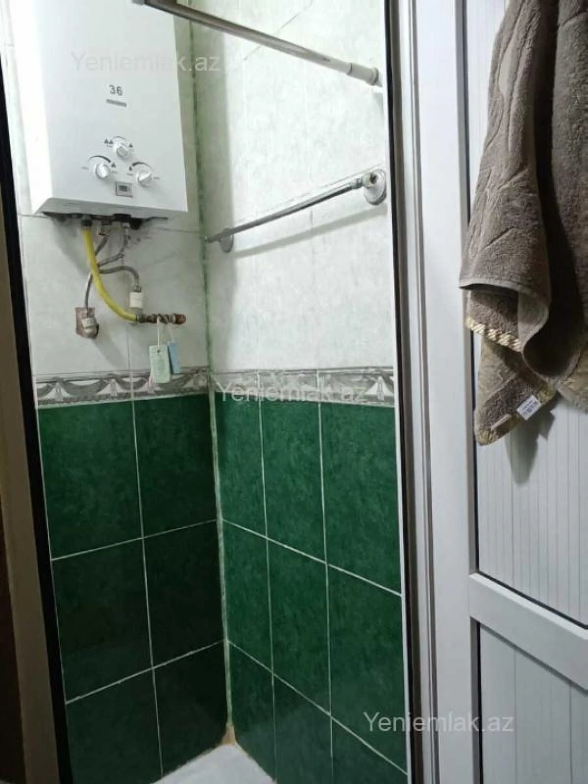 Satılır 3 otaqlı köhnə tikili 70 m²