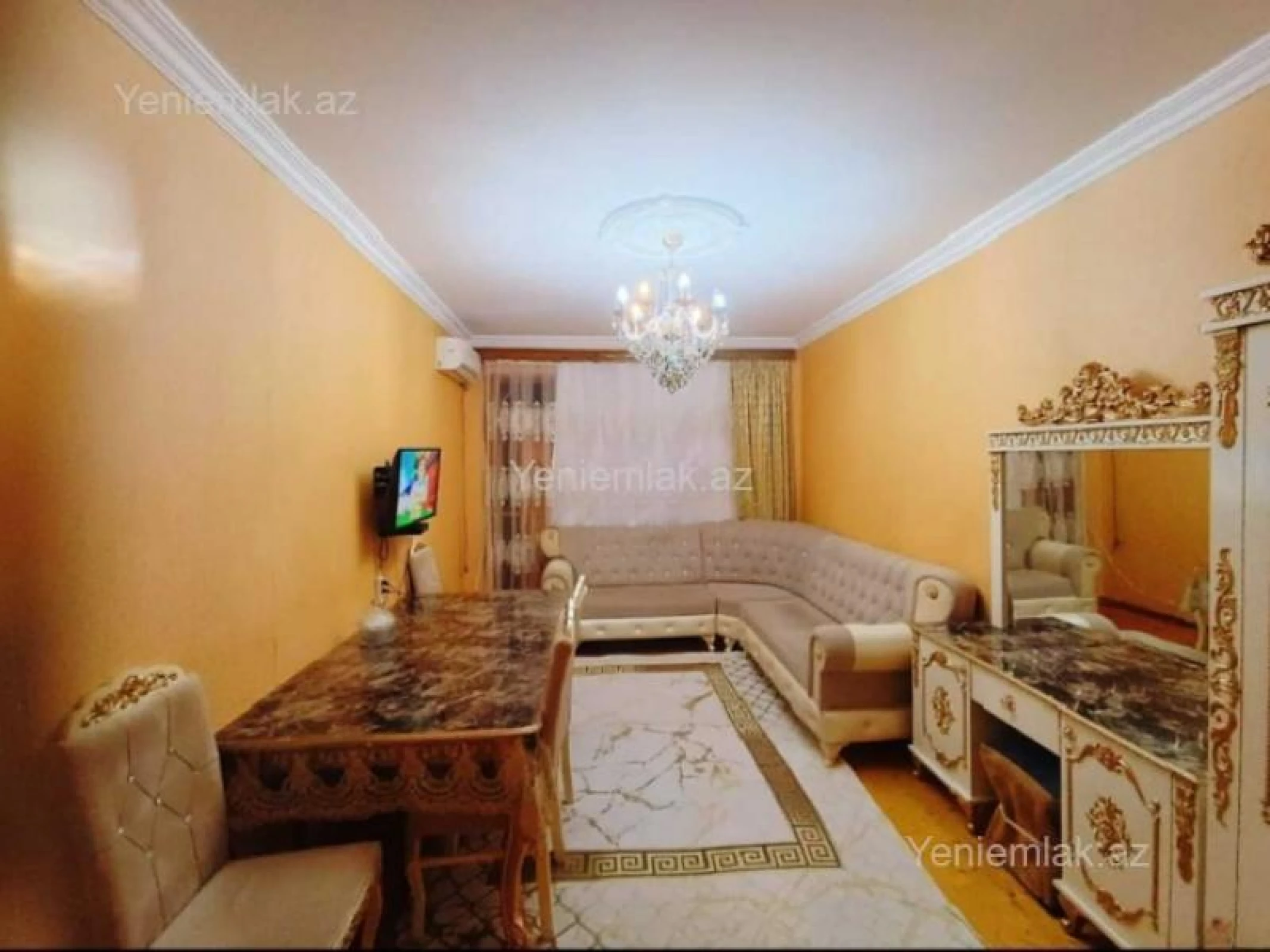 Satılır 3 otaqlı köhnə tikili 70 m²