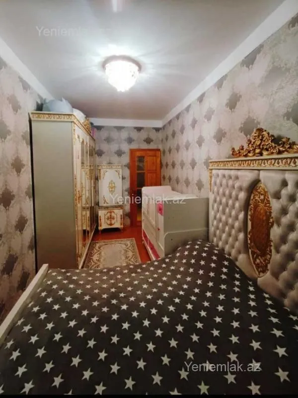 Satılır 3 otaqlı köhnə tikili 70 m²