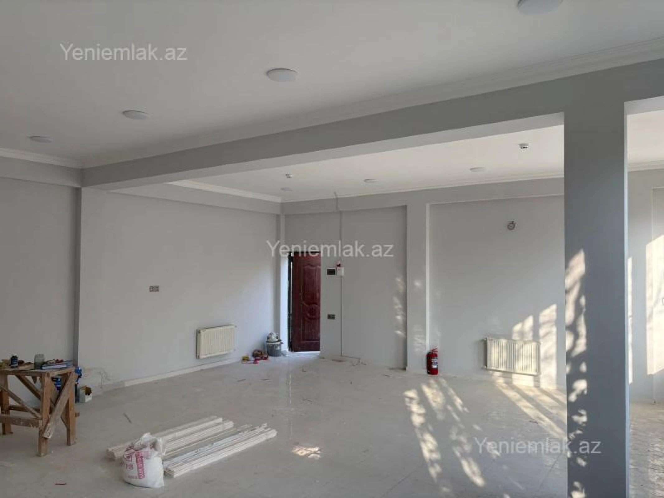 Satılır obyekt 160 m²