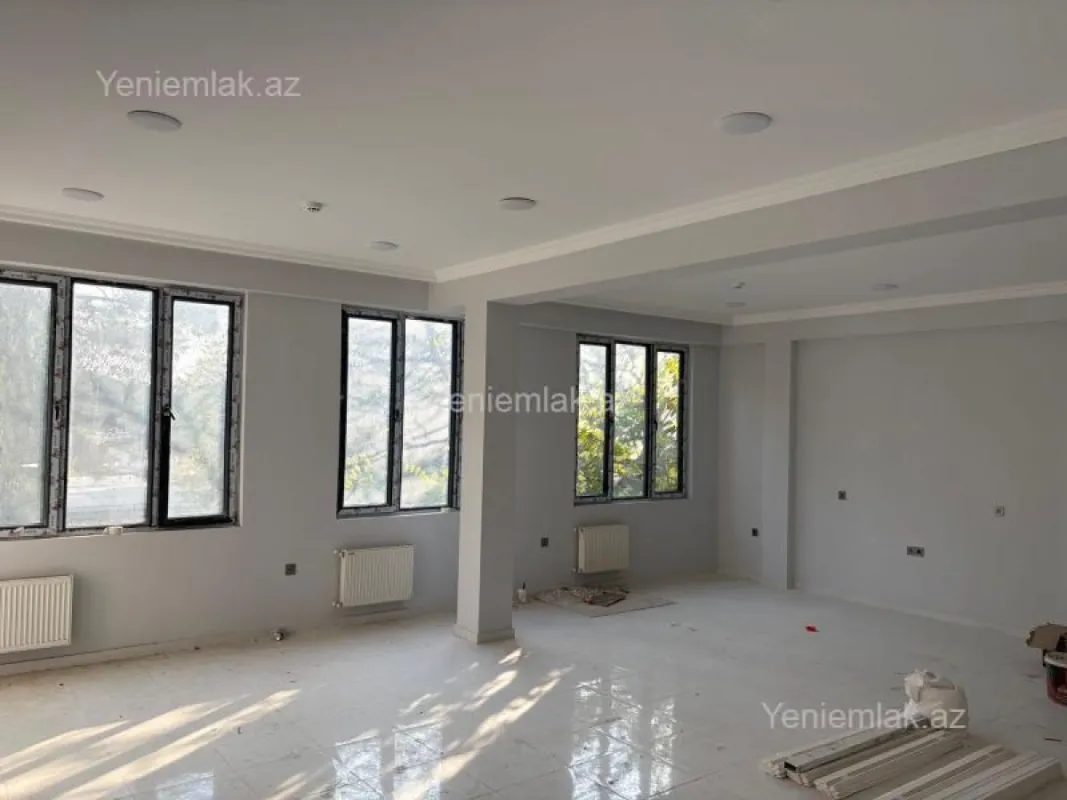 Satılır obyekt 160 m²