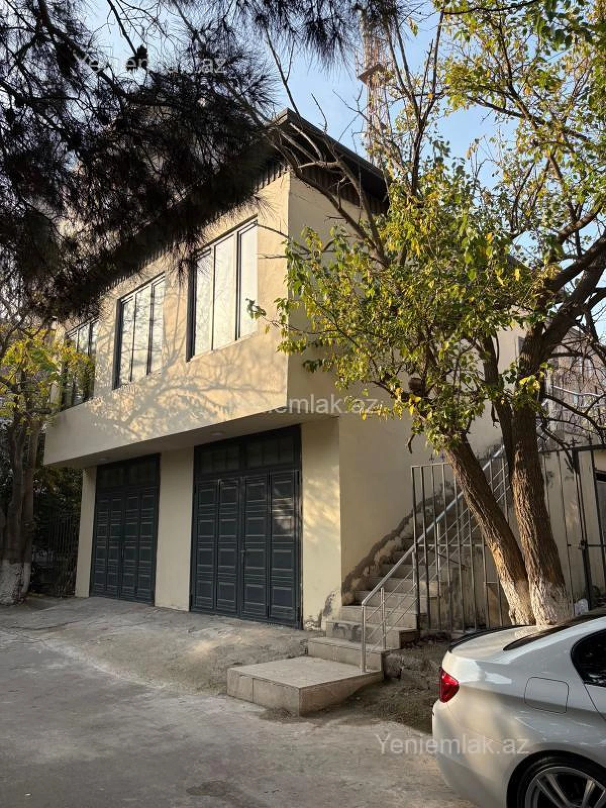 Satılır obyekt 160 m²