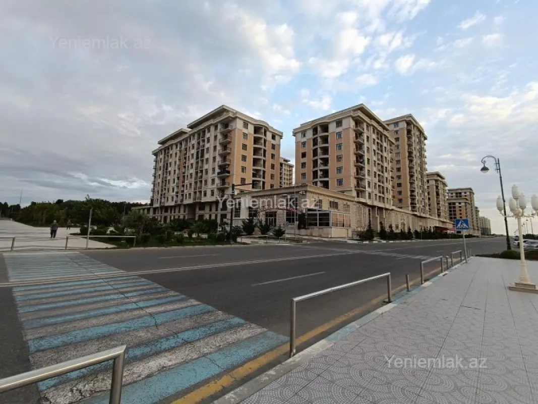 Satılır 2 otaqlı yeni tikili 98.5 m²