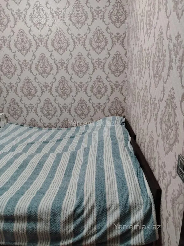 Satılır 1 otaqlı köhnə tikili 45 m²