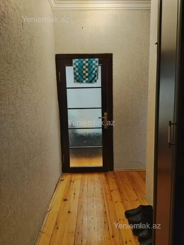 Satılır 1 otaqlı köhnə tikili 45 m²