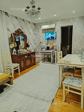 Satılır 1 otaqlı köhnə tikili 45 m²