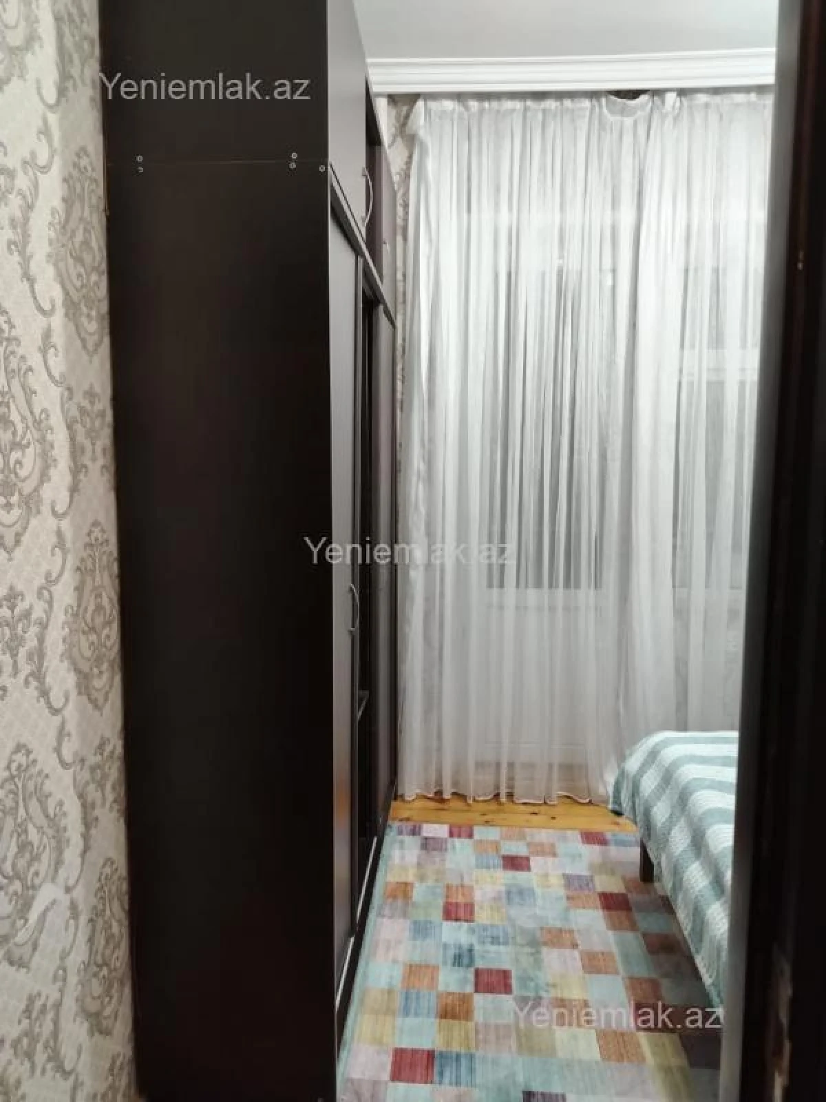 Satılır 1 otaqlı köhnə tikili 45 m²