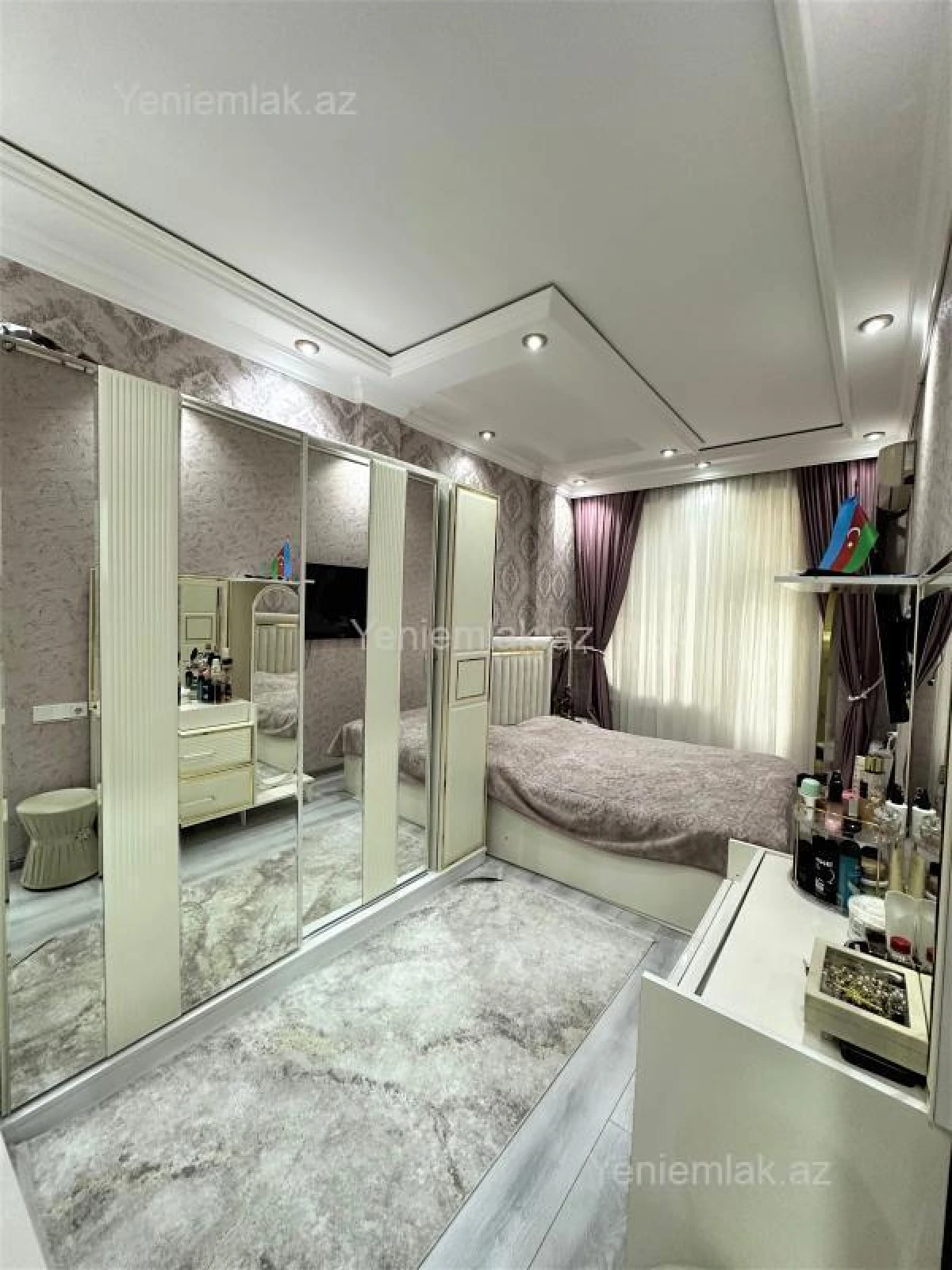 Satılır 2 otaqlı yeni tikili 55 m²