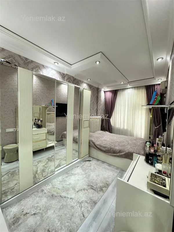 Satılır 2 otaqlı yeni tikili 55 m²