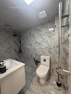 Satılır 2 otaqlı köhnə tikili 60 m²