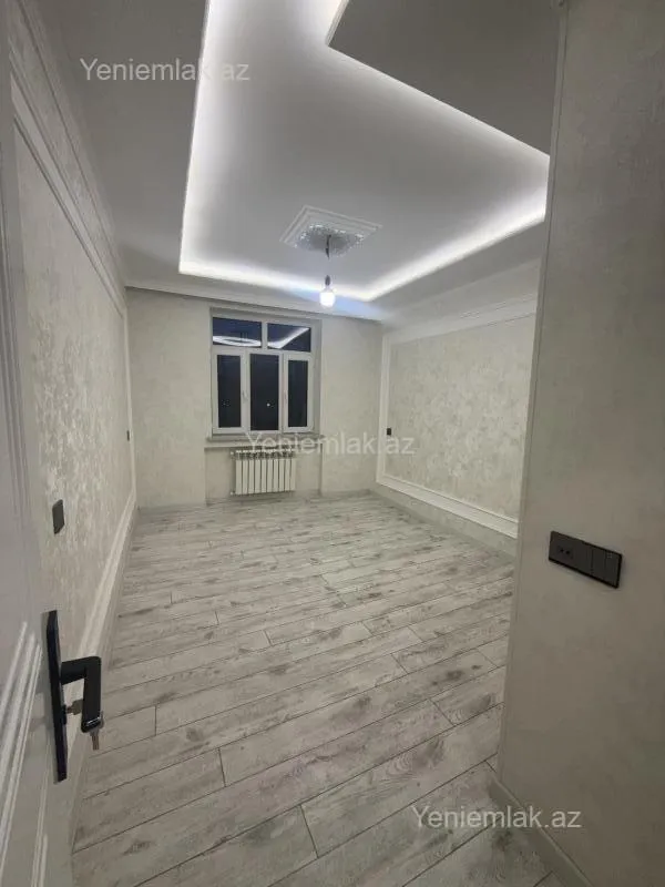 Satılır 2 otaqlı köhnə tikili 60 m²