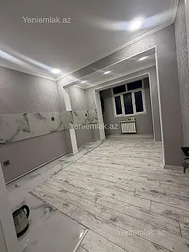 Satılır 2 otaqlı köhnə tikili 60 m²