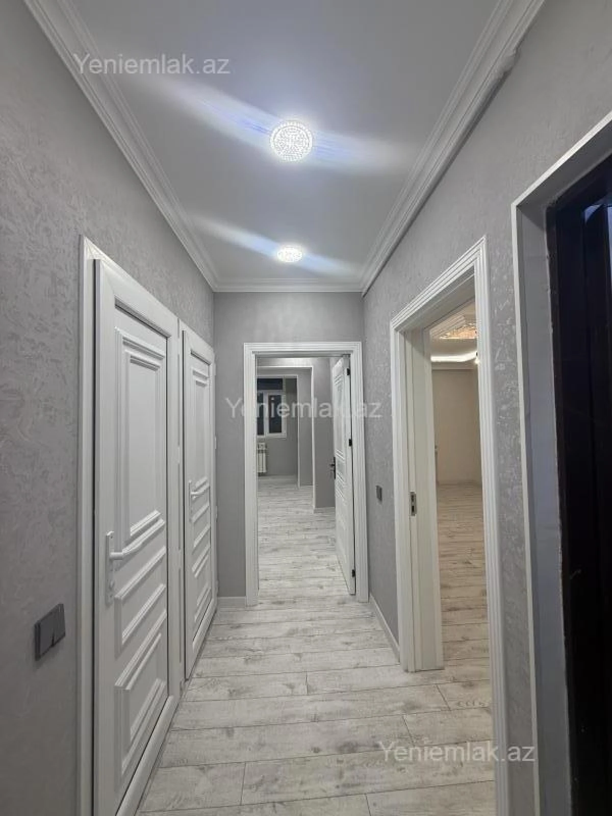 Satılır 2 otaqlı köhnə tikili 60 m²