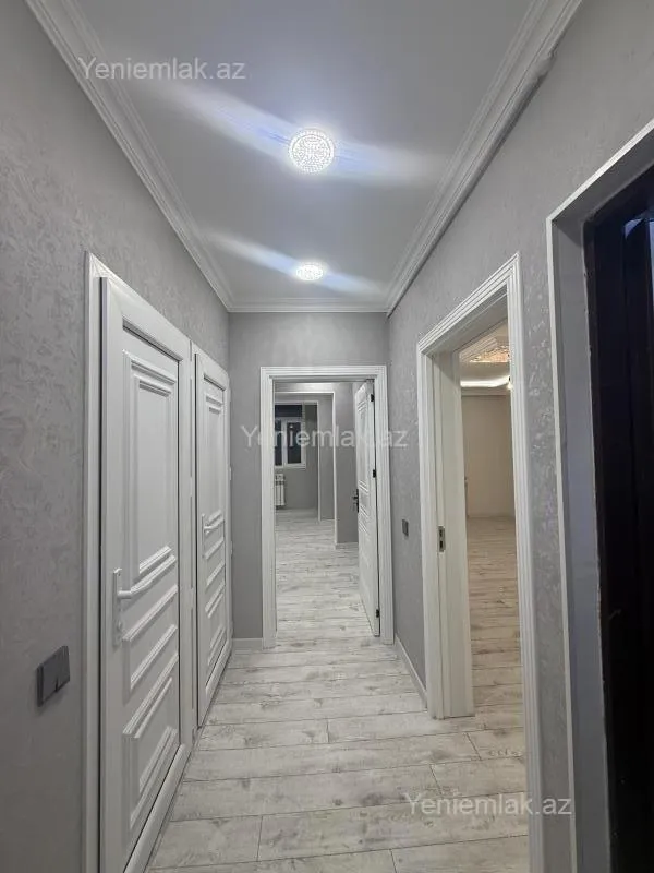 Satılır 2 otaqlı köhnə tikili 60 m²