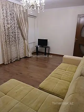 Satılır 2 otaqlı köhnə tikili 50 m²