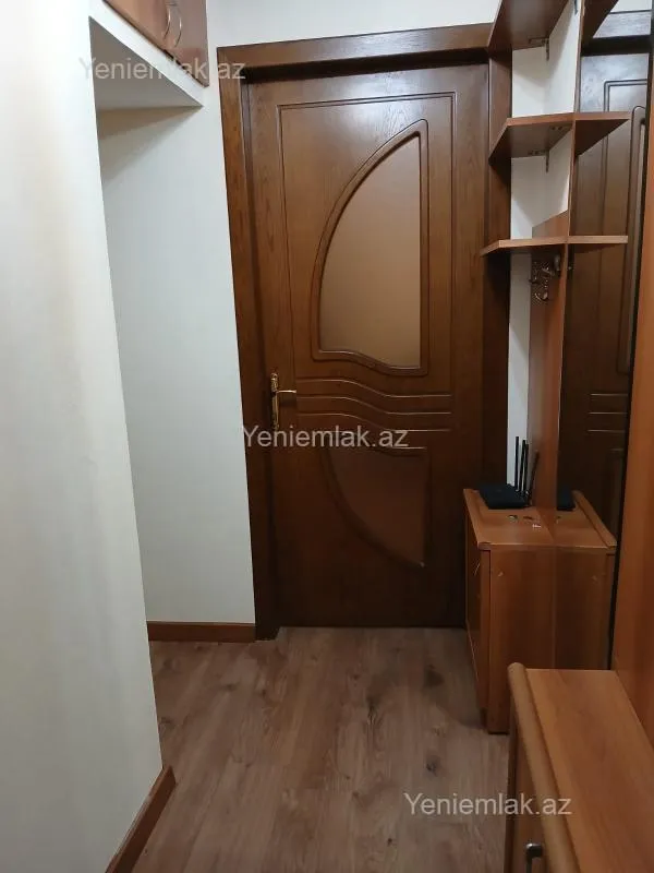 Satılır 2 otaqlı köhnə tikili 50 m²