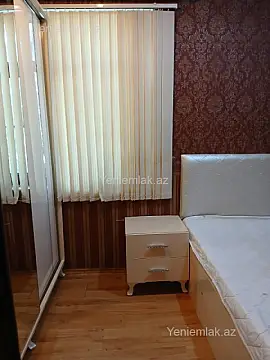 Satılır 2 otaqlı köhnə tikili 50 m²