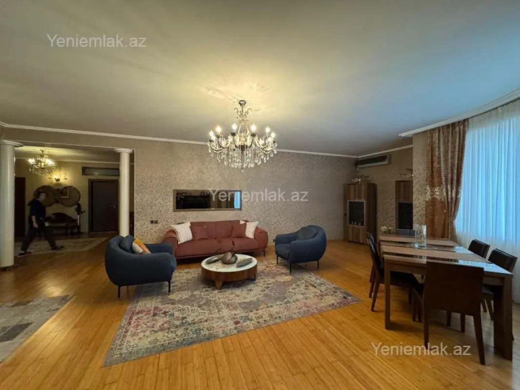 Satılır 4 otaqlı yeni tikili 206 m²