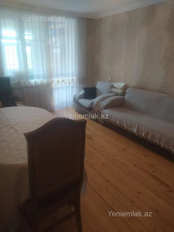Satılır 3 otaqlı köhnə tikili 57 m²
