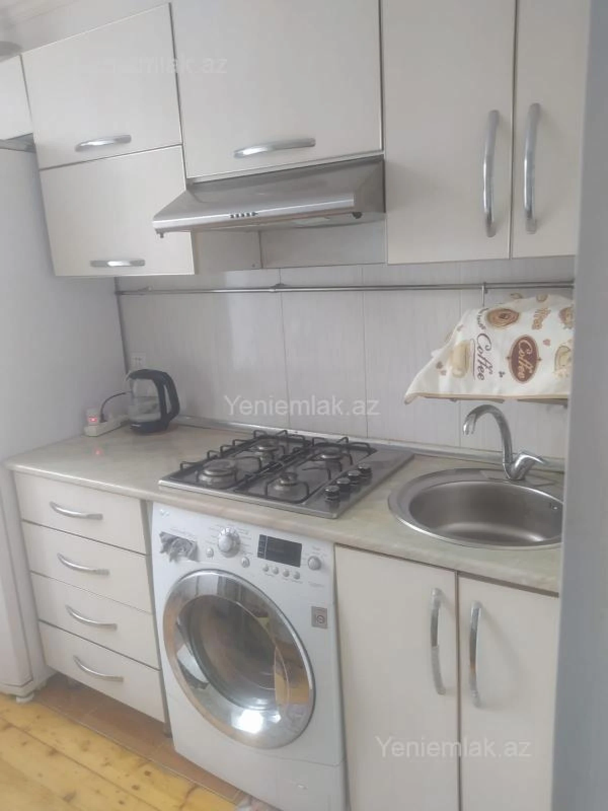 Satılır 3 otaqlı köhnə tikili 57 m²