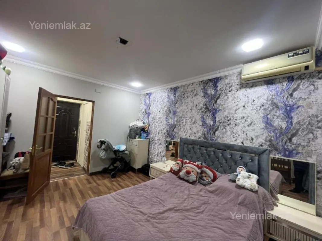 Satılır 2 otaqlı köhnə tikili 62 m²