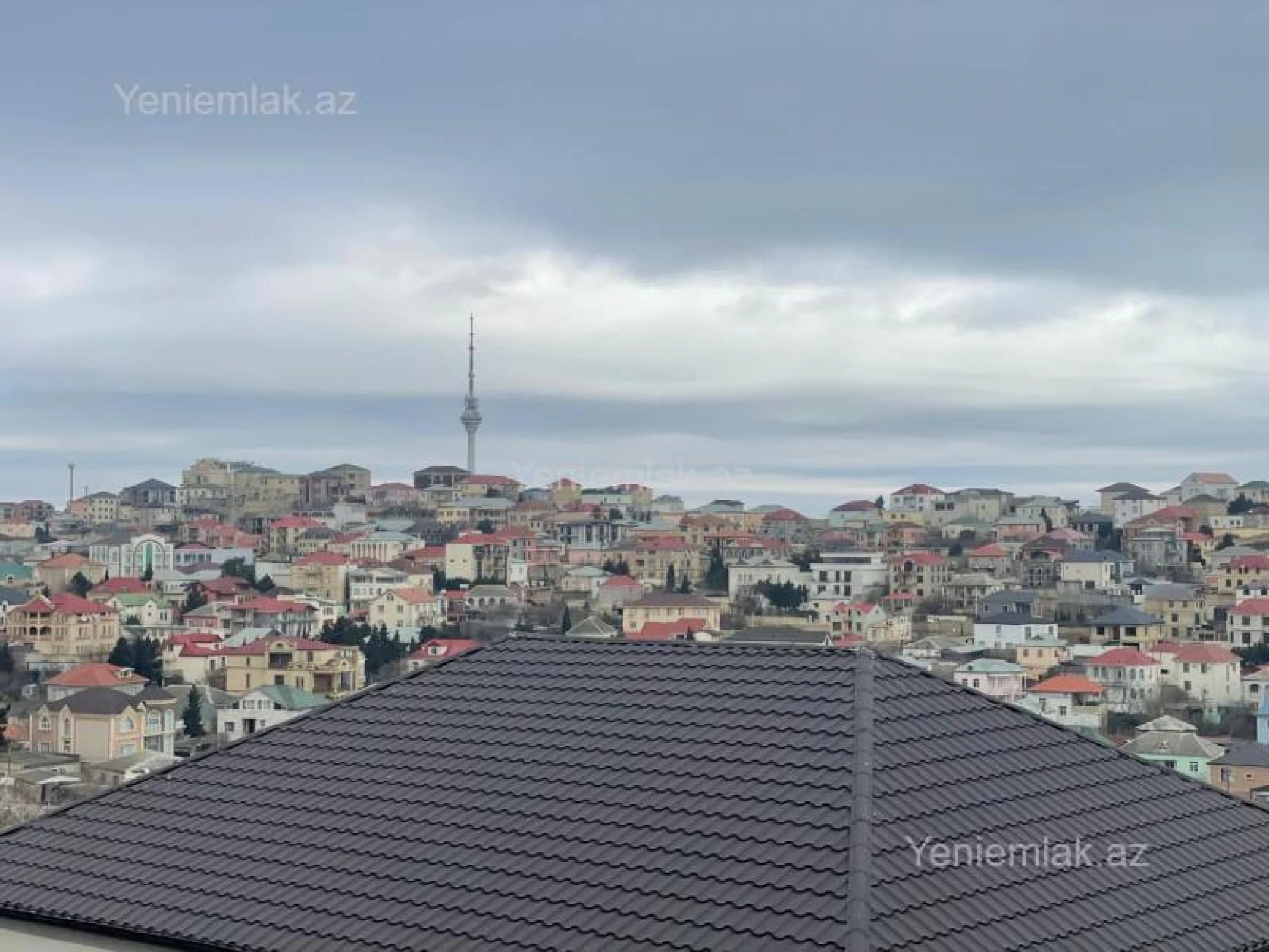 Satılır 2 otaqlı köhnə tikili 62 m²