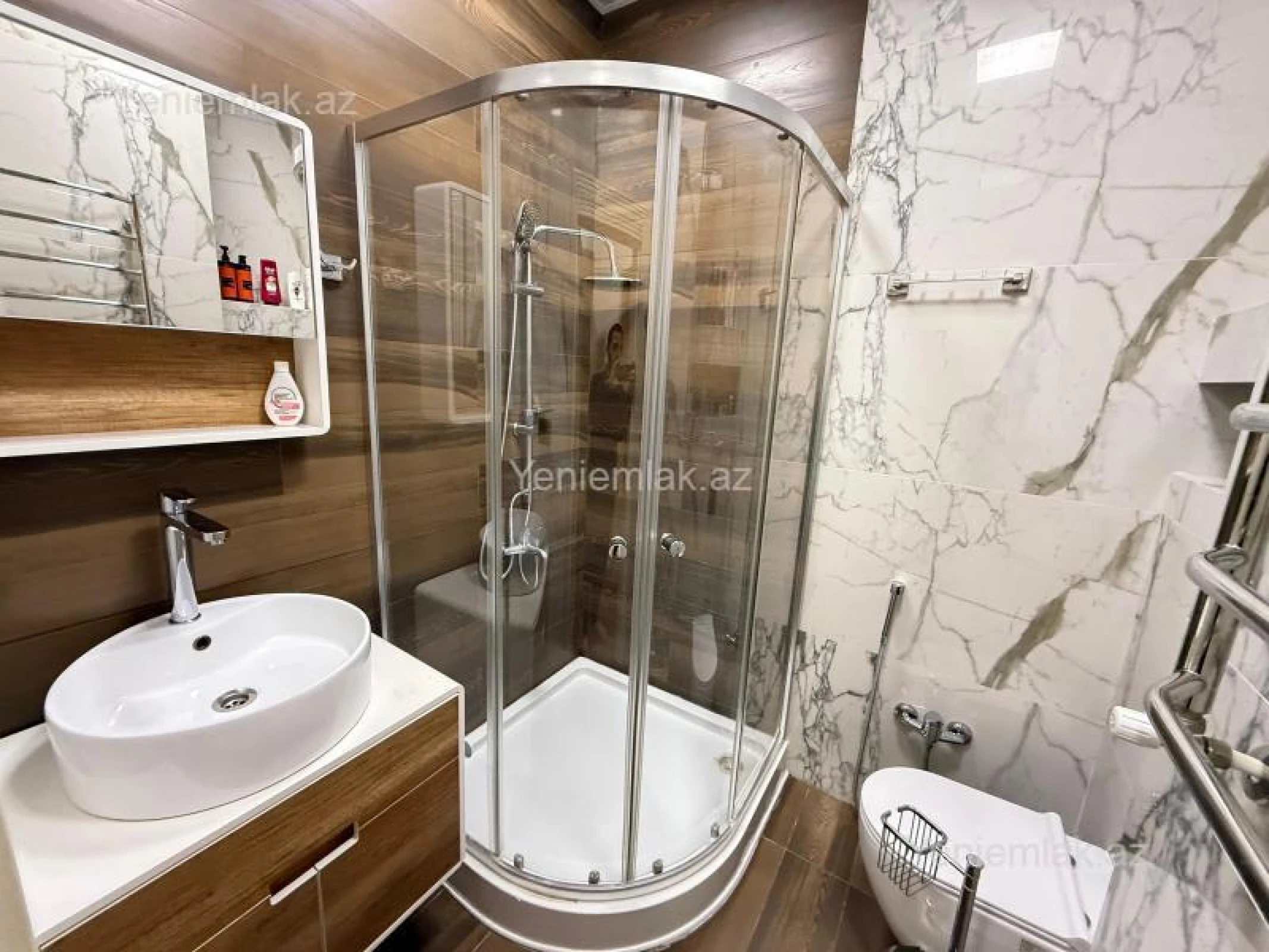 Satılır 5 otaqlı yeni tikili 211 m²