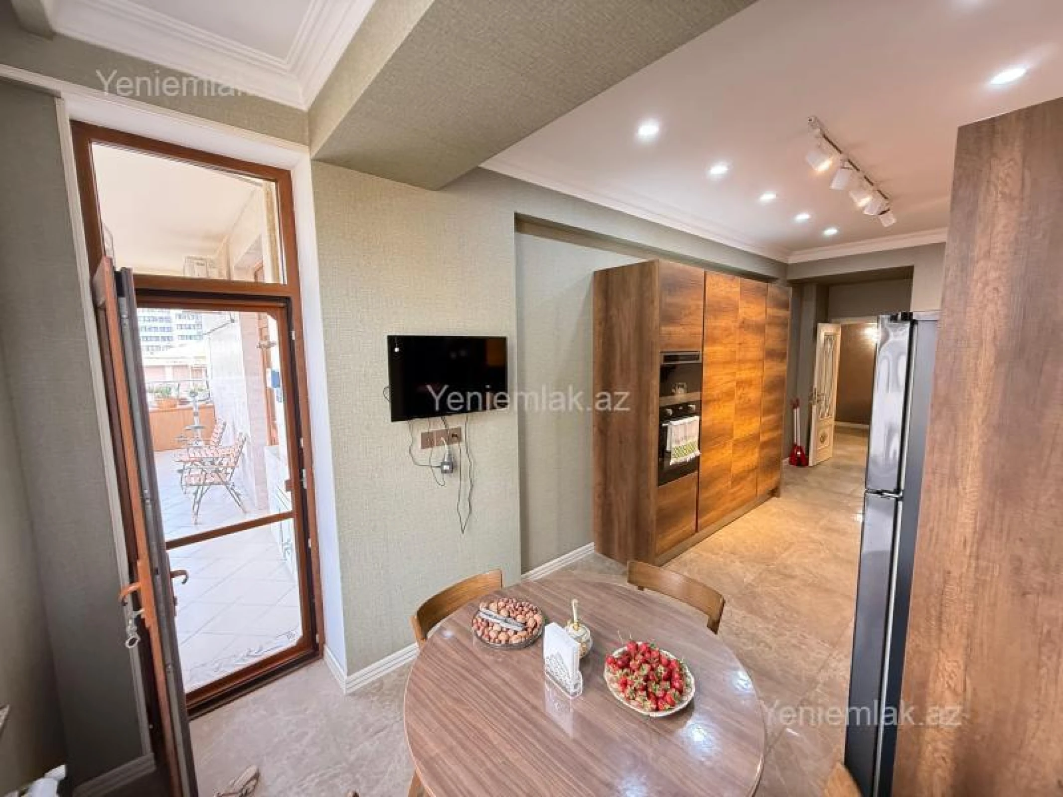 Satılır 5 otaqlı yeni tikili 211 m²