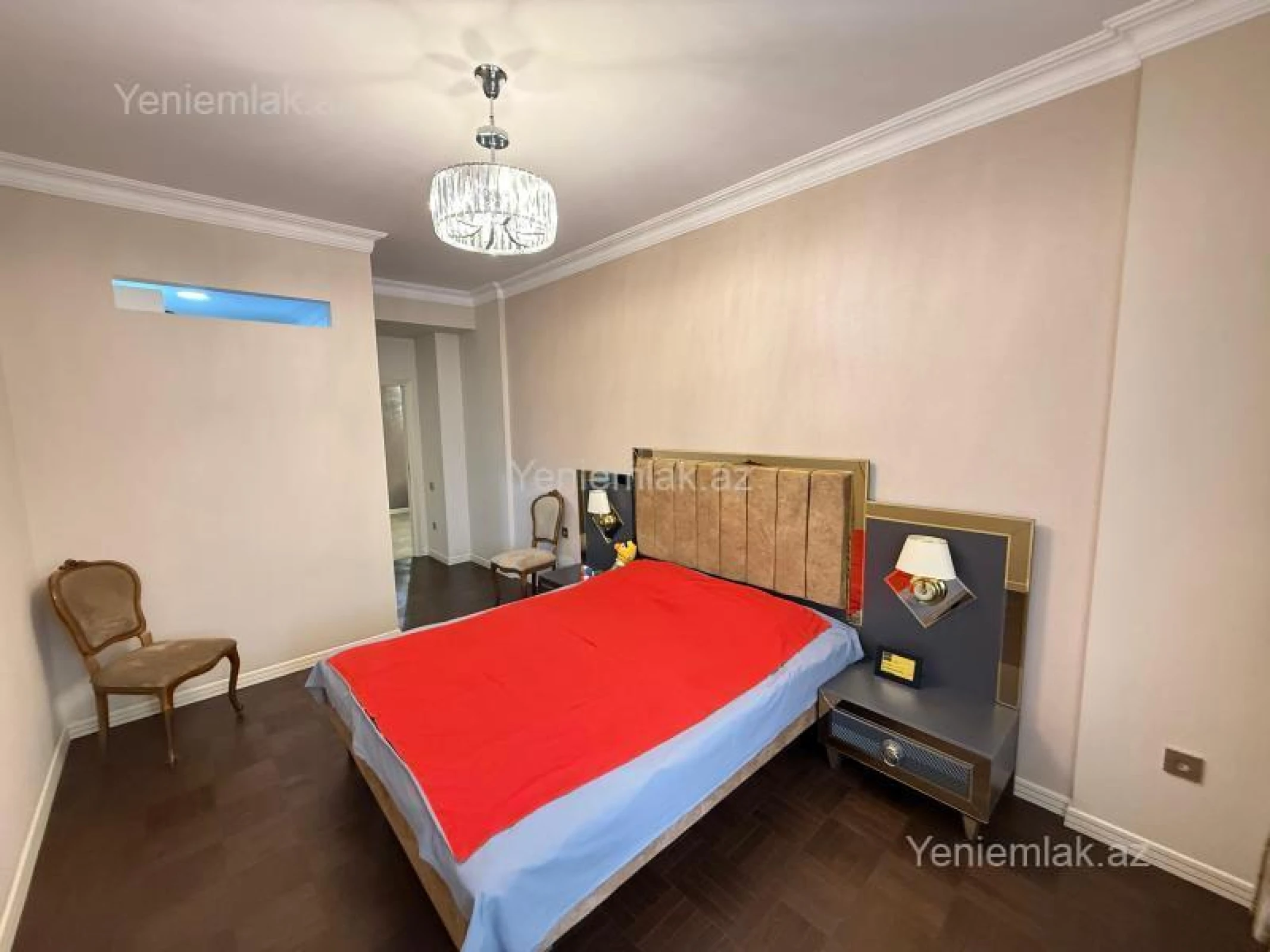 Satılır 5 otaqlı yeni tikili 211 m²