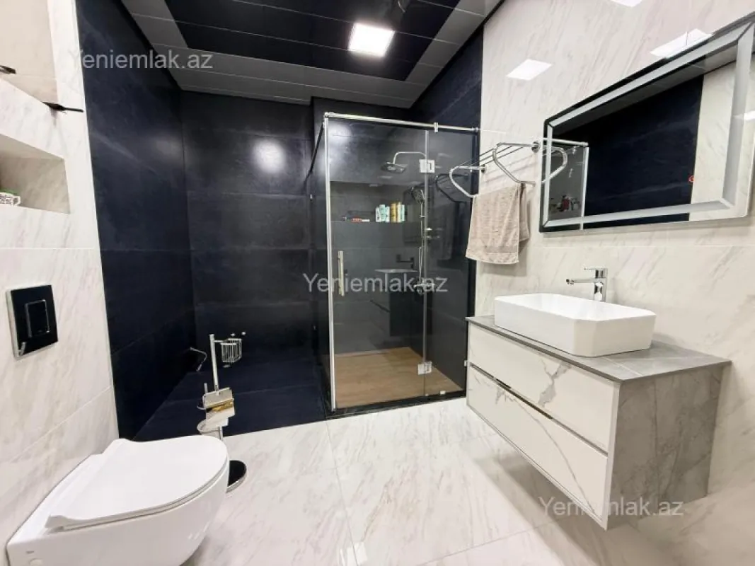 Satılır 5 otaqlı yeni tikili 211 m²