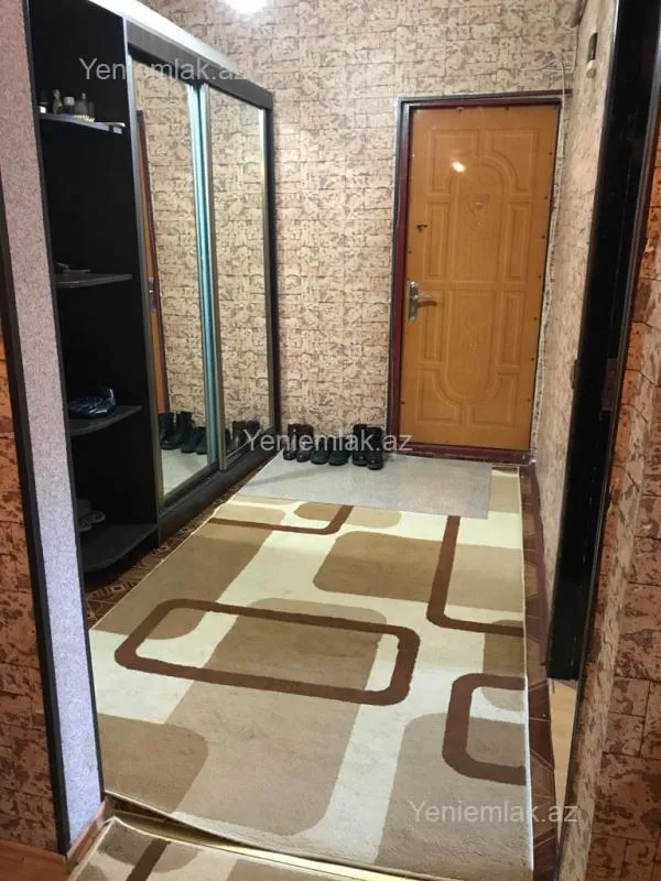Satılır 5 otaqlı köhnə tikili 106 m²