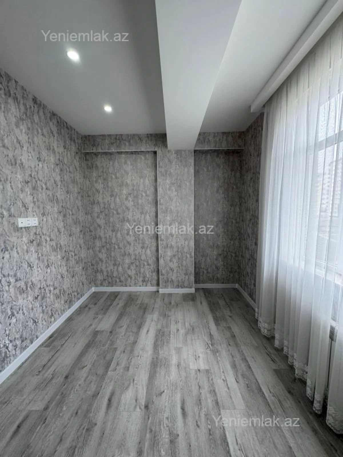 Satılır 3 otaqlı yeni tikili 82 m²