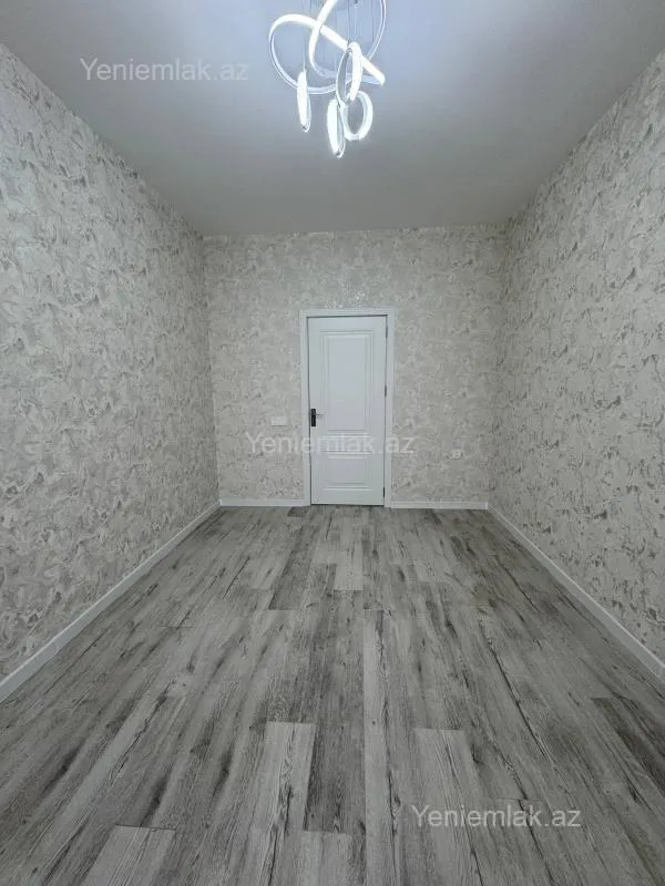 Satılır 3 otaqlı yeni tikili 82 m²