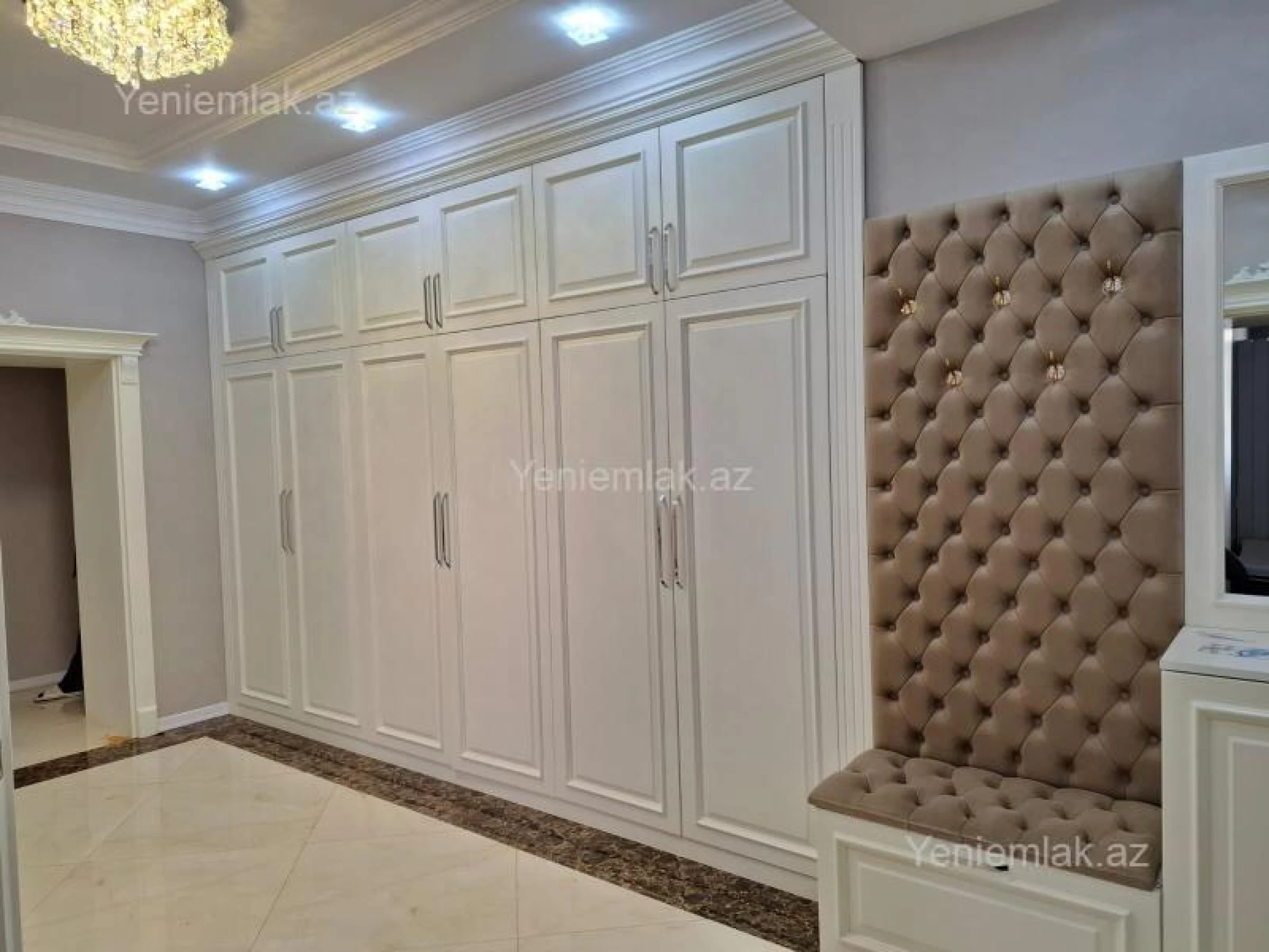 Satılır 3 otaqlı yeni tikili 138 m²