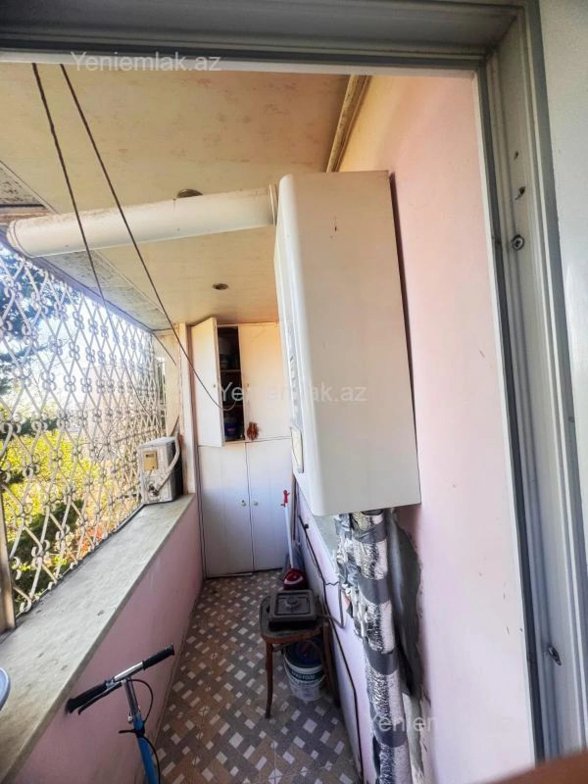 Satılır 5 otaqlı köhnə tikili 120 m²