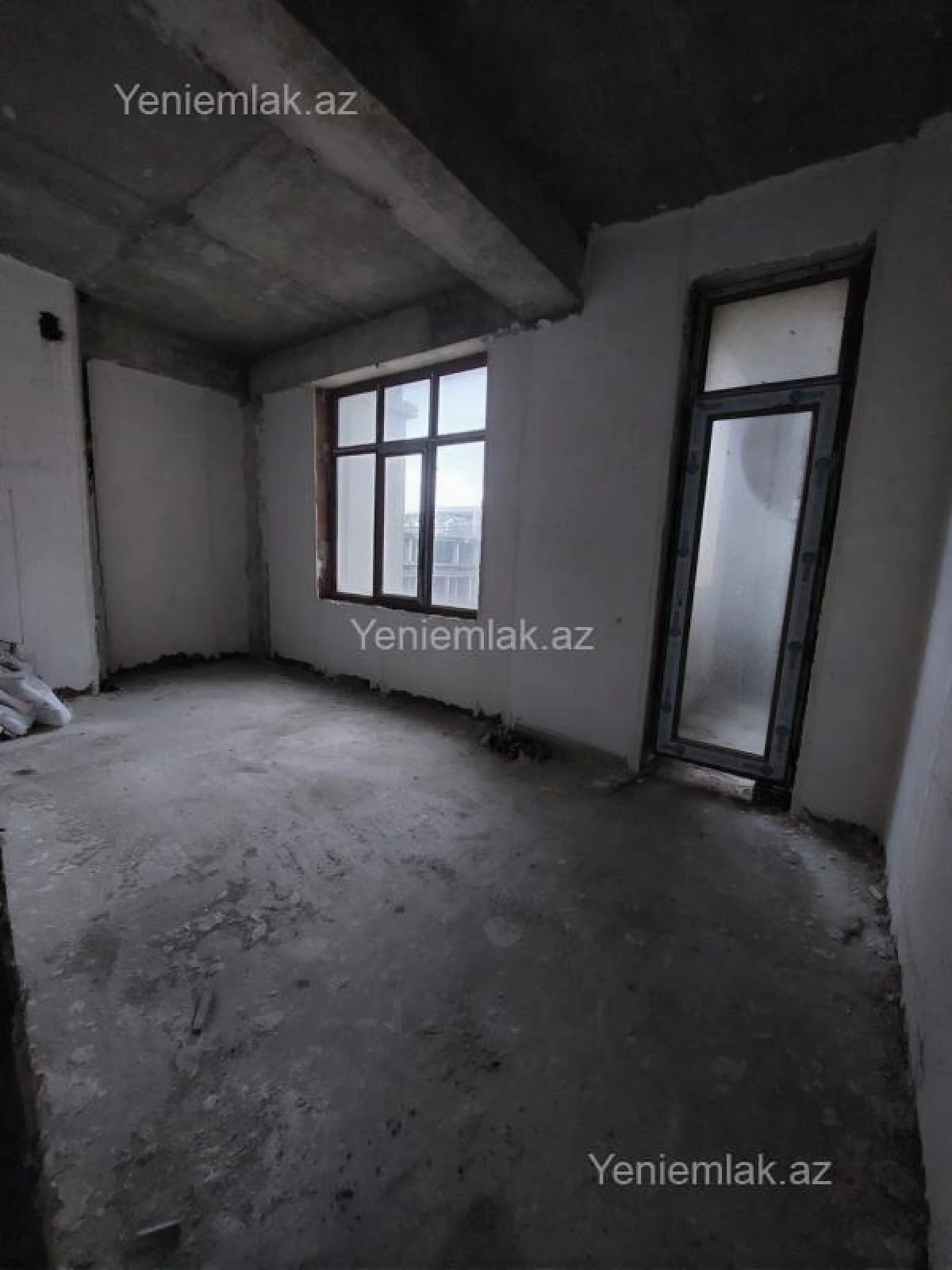 Satılır 2 otaqlı yeni tikili 83 m²