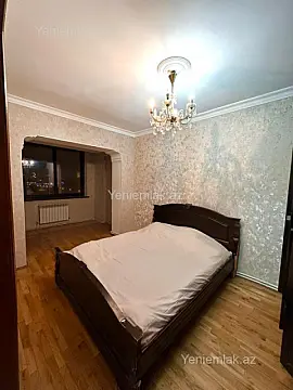 Satılır 3 otaqlı köhnə tikili 90 m²