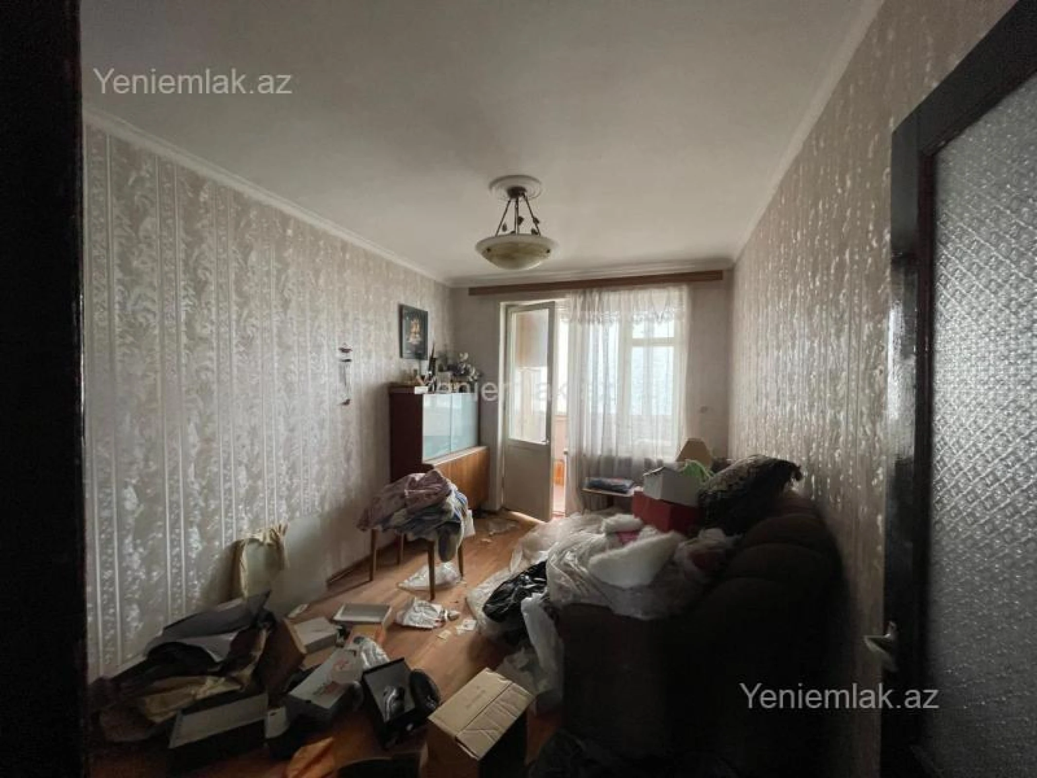 Satılır 3 otaqlı köhnə tikili 115 m²