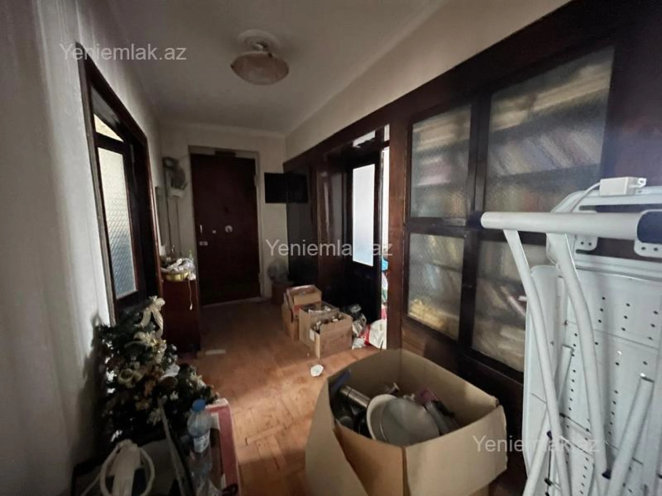 Satılır 3 otaqlı köhnə tikili 115 m²