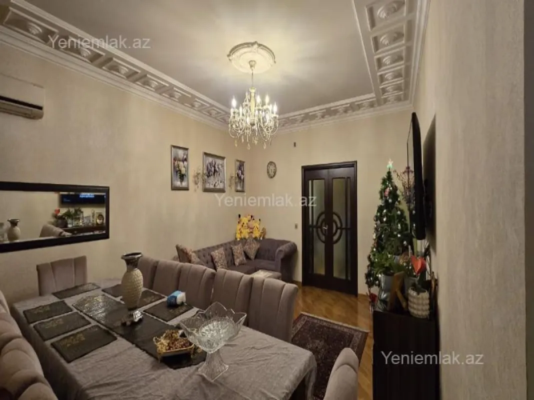 Satılır 3 otaqlı yeni tikili 125 m²