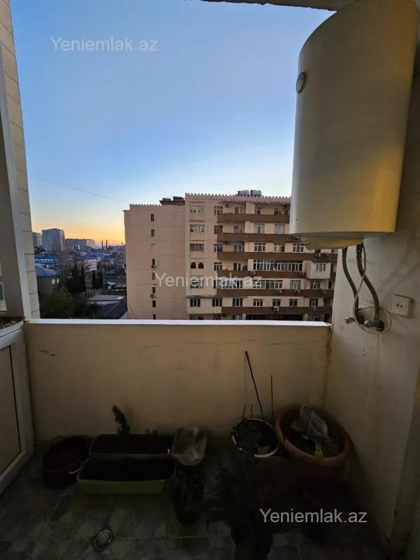 Satılır 3 otaqlı yeni tikili 125 m²