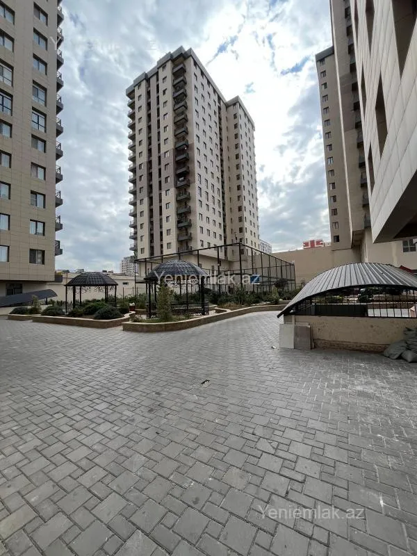 Satılır 3 otaqlı yeni tikili 90 m²