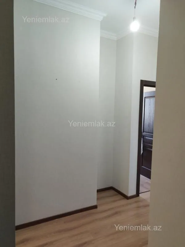 Satılır 3 otaqlı yeni tikili 77 m²
