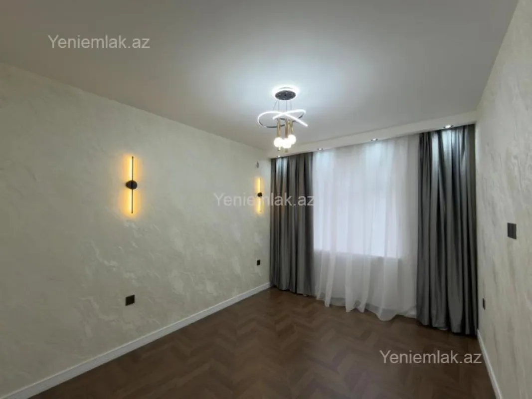 Satılır 3 otaqlı köhnə tikili 80 m²