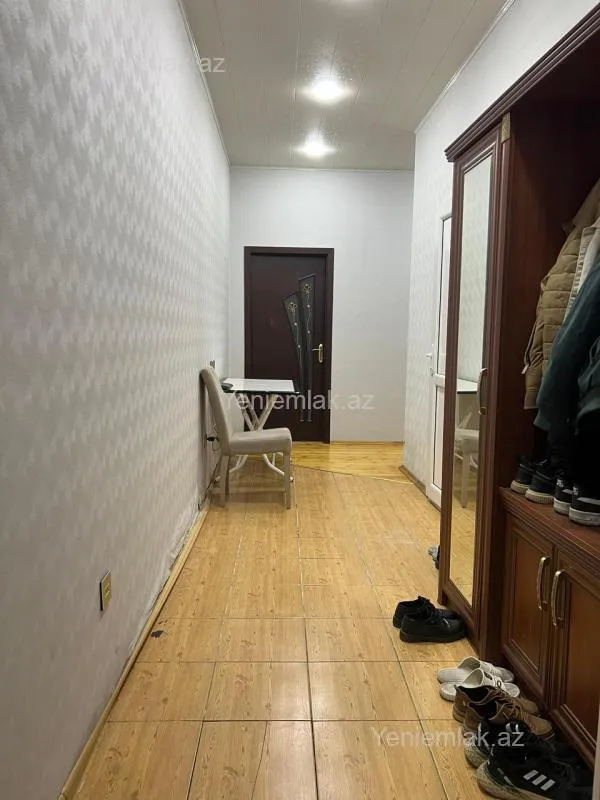 Satılır 2 otaqlı yeni tikili 75 m²